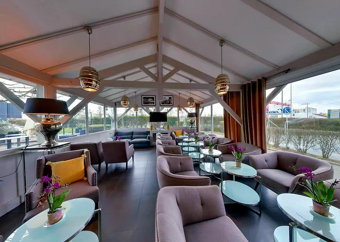 Hotel Acadie Les Ulis