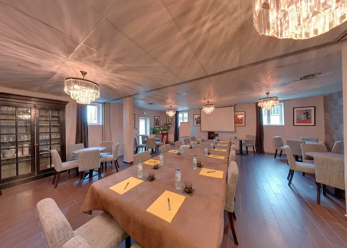 Hotel Acadie Les Ulis